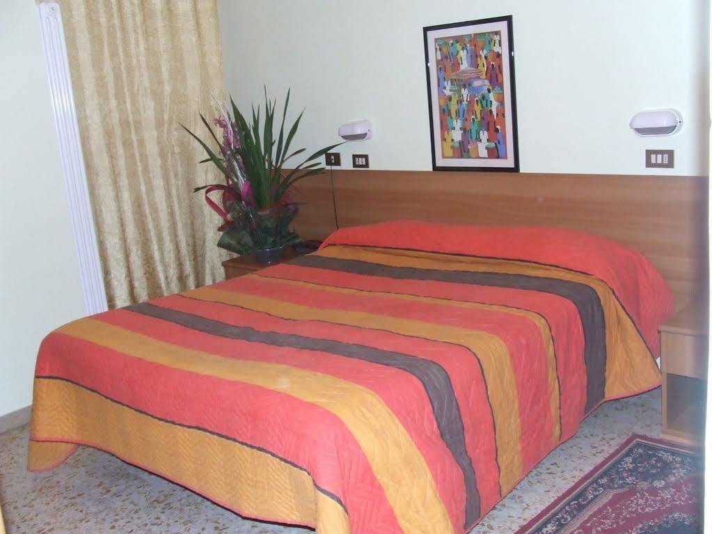 Hotel Amoha ريميني المظهر الخارجي الصورة