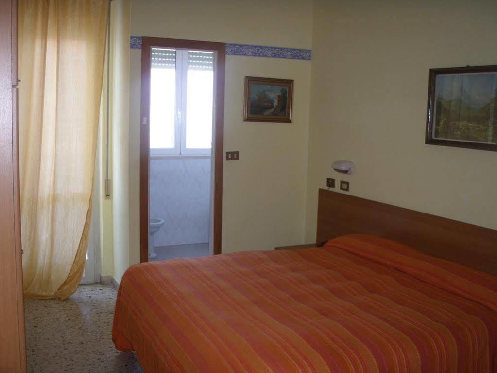 Hotel Amoha ريميني المظهر الخارجي الصورة