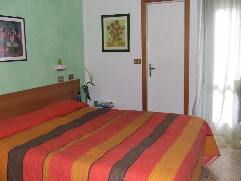 Hotel Amoha ريميني المظهر الخارجي الصورة